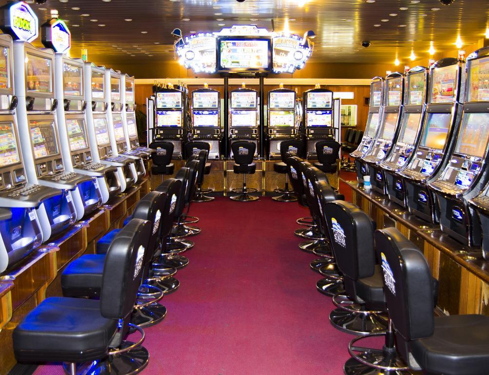 Hotel Casino 卡梅隆 外观 照片
